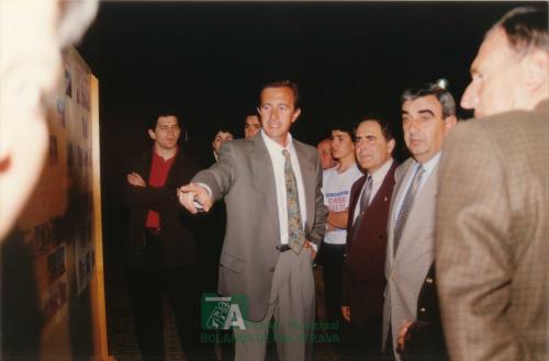 1999, Inauguración de la plaza del pozo nieve (3)