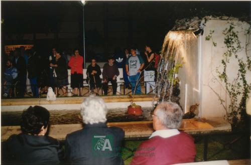 1999, Inauguración de la plaza del pozo nieve (7)