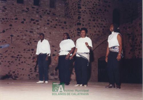 1999, Verano Cultural, Encuentro multicultural (1)