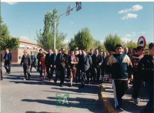 1999, Visita de la ministra de cultura Loyola Palacios (12)