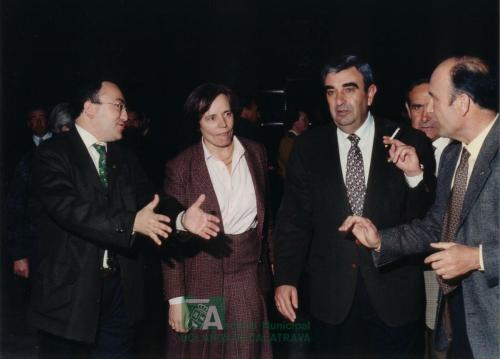 1999, Visita de la ministra de cultura Loyola Palacios (16)