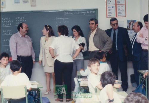 1999, Visita de la subsecretaria del Ministerio de Educación Ana Pastor (4)