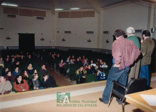 2000, Conferencia día mundial del sida (2)