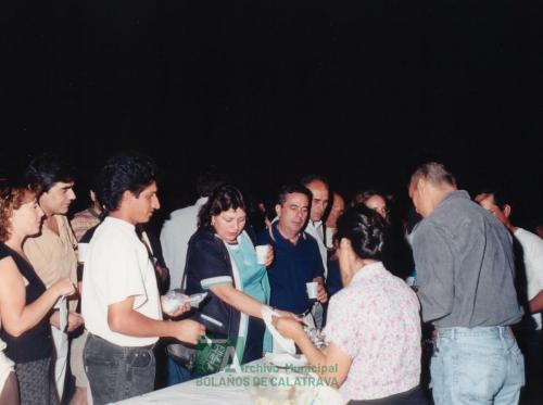 2000, Encuentro multicultural de danza y folklore (5)