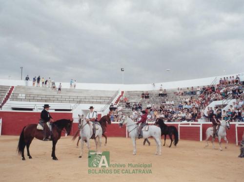 2000, Feria del Cristo, Exhibición ecuestre