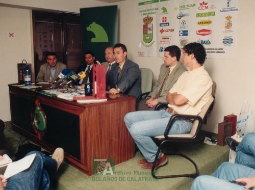 2001, Campus de fútbol de junio (2)