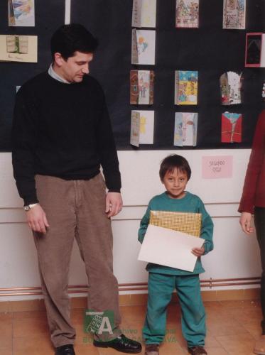 2001, Concurso de postales navideñas (1)