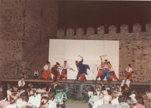 2001, Encuentro folklorico (2)