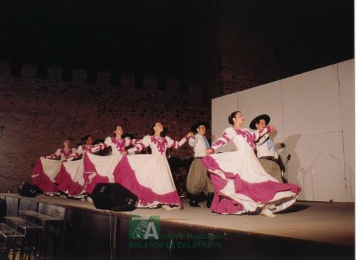 2002, Verano cultural, Encuentro de folklore