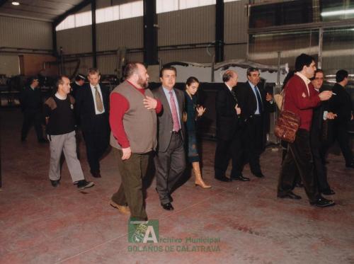 2002, Visita del delago del gobierno (1)