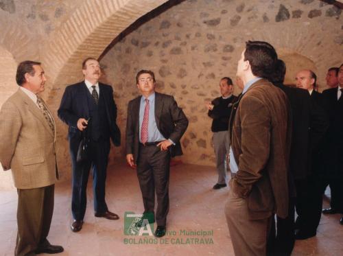 2002, Visita del delago del gobierno (9)