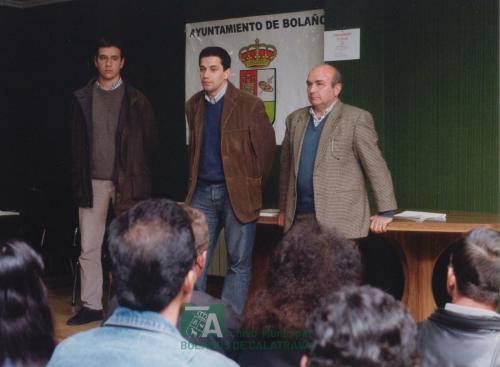 2003, Clausura de módulos de inmigración (1)