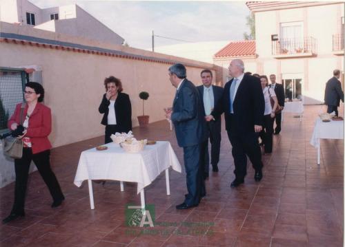 2003, Inauguración de la nueva residencia de ancianos (11)