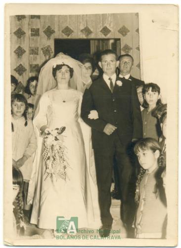 Boda en puerta de la Iglesia