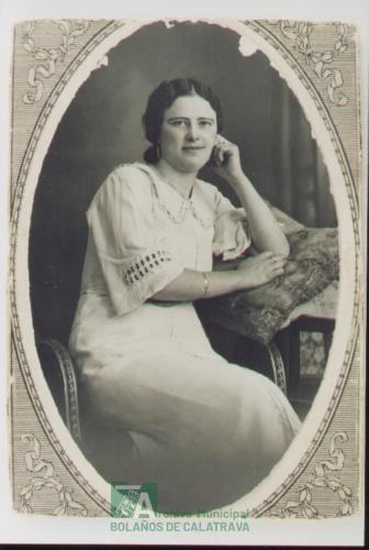 Muchacha, año 1935 donada Purificación GArcia Ruiz