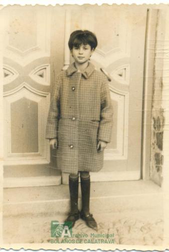 Retrato de niña años 60 . donada por Francisca Garcia Garcia