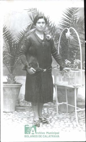 Retrato mujer, año 1930 Angela Ruiz MArtin